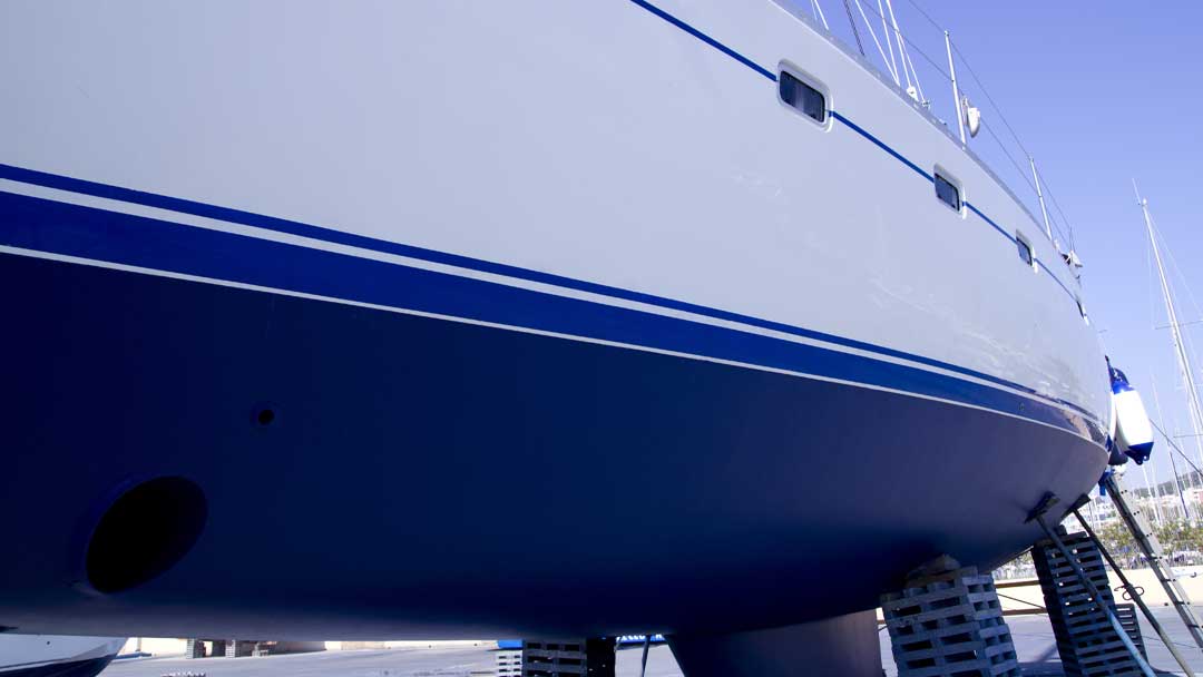 A Yacht onshore for antifouling